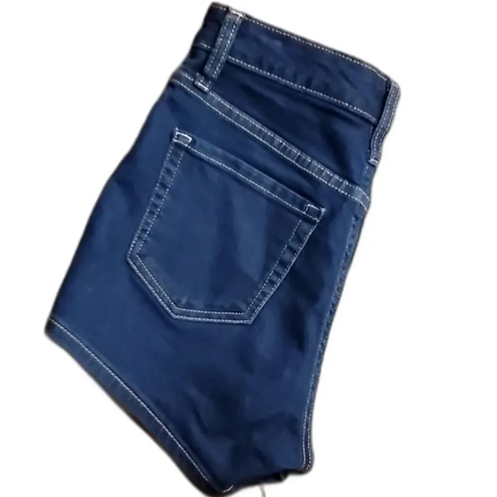 Wild Fable High Rise Denim Short-Short Size 2/26 - Picture 5 of 5